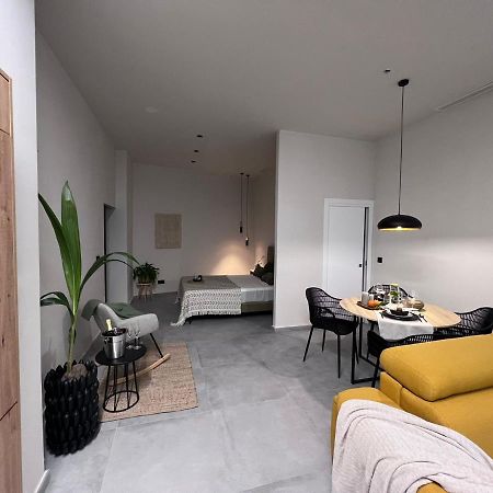 Nordik Apartment Valencia Exterior photo